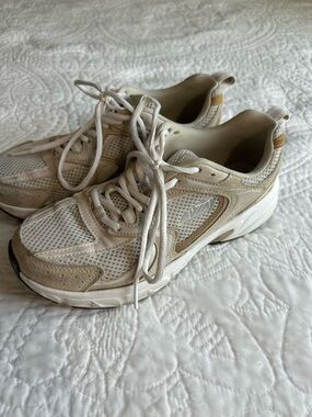 Avia Women's Sneakers in Beige and Cream
